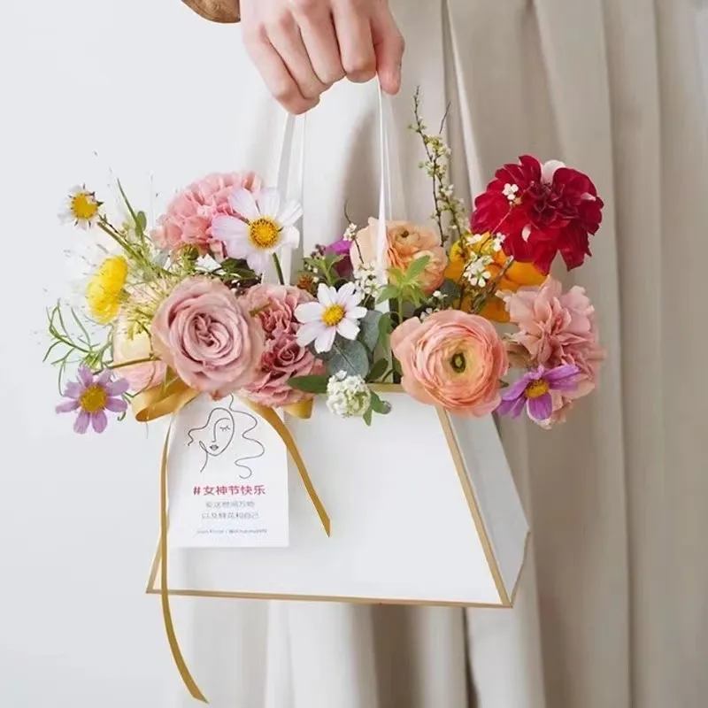 Flower Box, Trapezoidal Minimalist Design